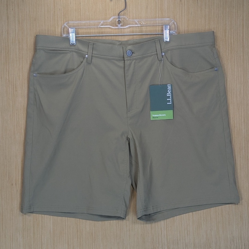 L.L.Bean VentureStretch Shorts Active Casual Gorpcore Water Resistant
Men's 42W